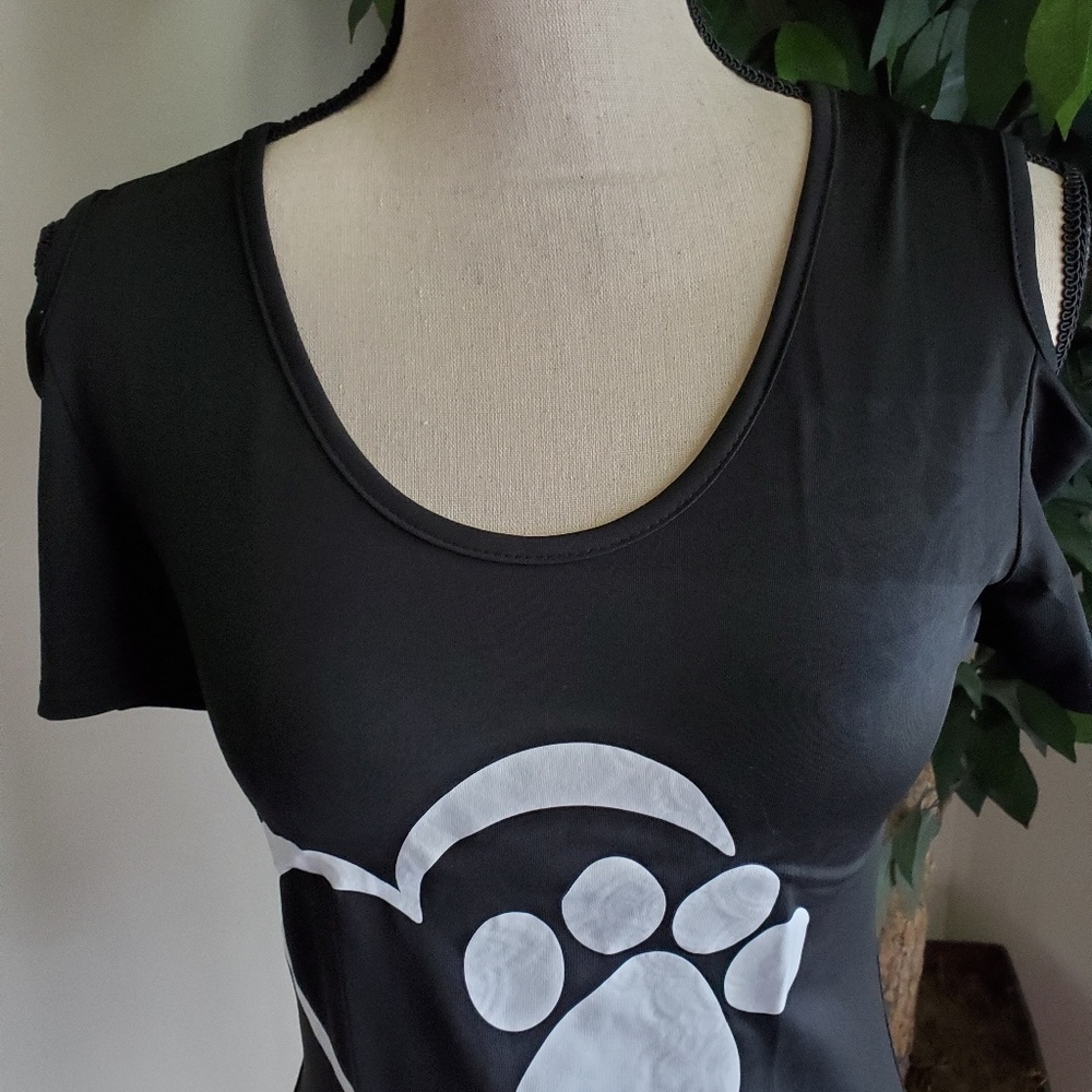 New! Black Cold Shoulder Paw Print Top - Picture 5 of 5